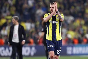 开云体育网址-土媒：费内巴切给什克的年薪提高到900万欧，希望他降低薪水要求