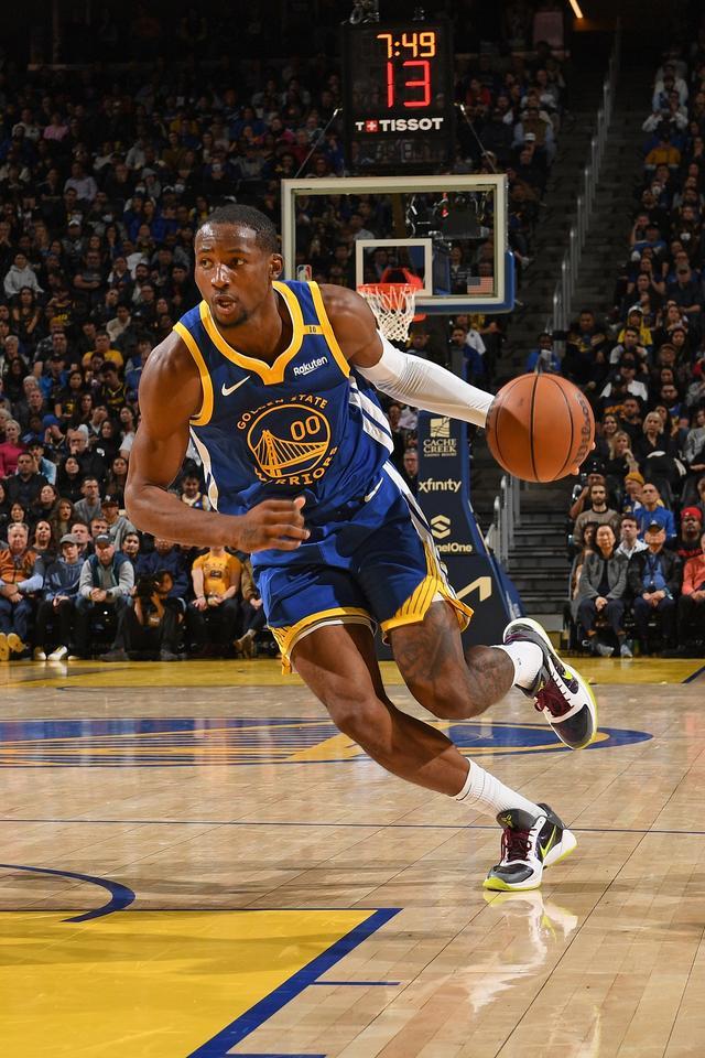 开云体育在线-2年4500万&amp;amp;球队选项&amp;amp;放弃否决权！库明加没接受因他真不想回勇士